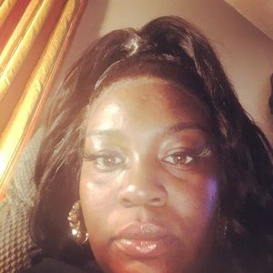 Meet your Posher, Aliya